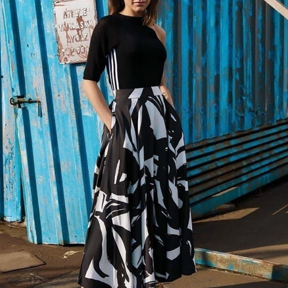 White House Black Market Dresses & Skirts - WHBM Chiffon Maxi Skirt | A-Line Abstract Print | High Waist Elastic Fully Lined